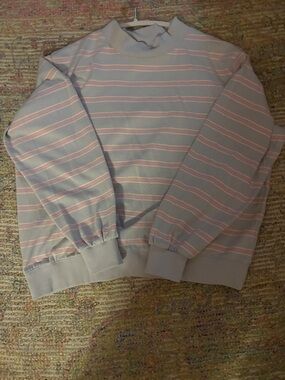 Women’s Pastel Striped Crewneck Sweater - Light Gray & Pink